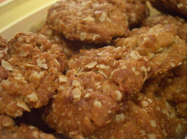 And, granted, yum. <a href="http://commons.wikimedia.org/wiki/File%3AANZAC_biscuits.JPG">Source: pfctdayelise via Wikimedia Commons </a>